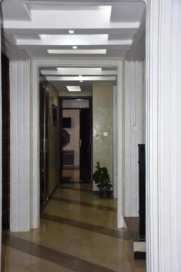 Pent House Inn Namugongo Kasiyirize Hotel